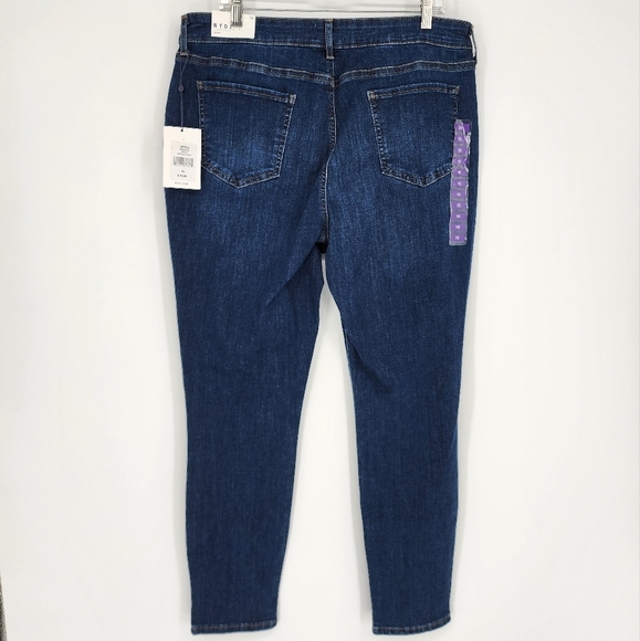 NYDJ NWT Skinny Jeans Lift Tuck Technology Medium Wash 16 - Picture 4 of 13